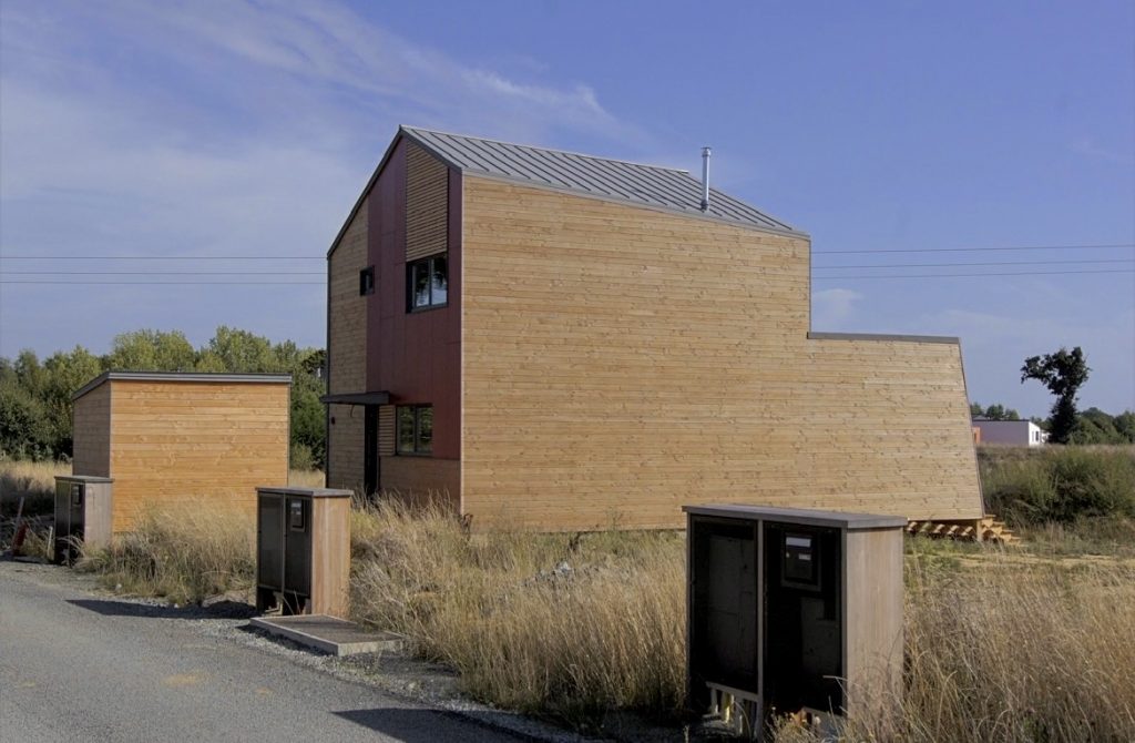 Identité architecturale forte - extérieur maison écologique - Rennes - Plus Architectures